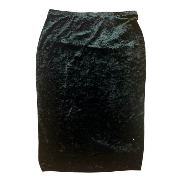VINCE CAMUTO Elegant Black Velvet Skirt - Picture 3 of 3